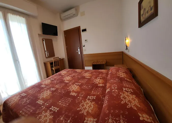 Brunella 2* ريميني